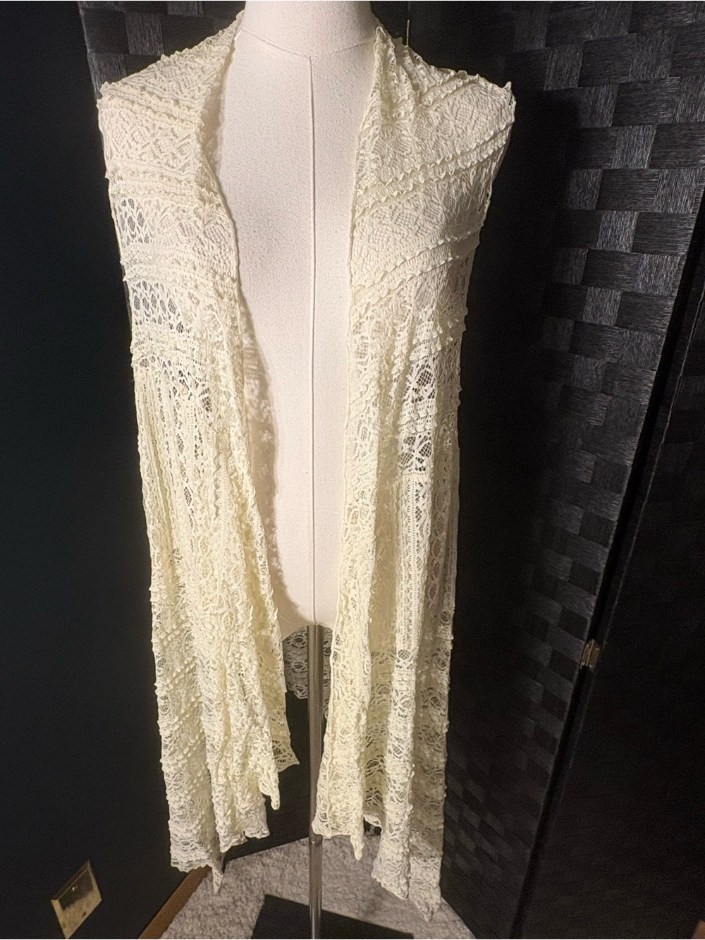 2B Together Boho Cream Crochet Lace Sleeveless Open Front Maxi Duster Cardigan